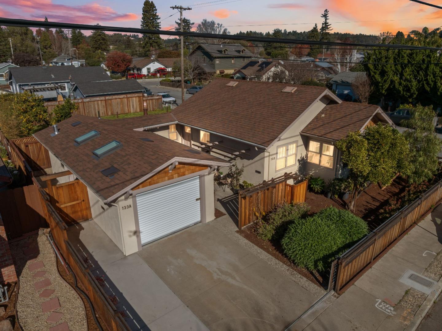 Detail Gallery Image 68 of 76 For 133 Washburn Ave, Santa Cruz,  CA 95063 - 2 Beds | 1 Baths