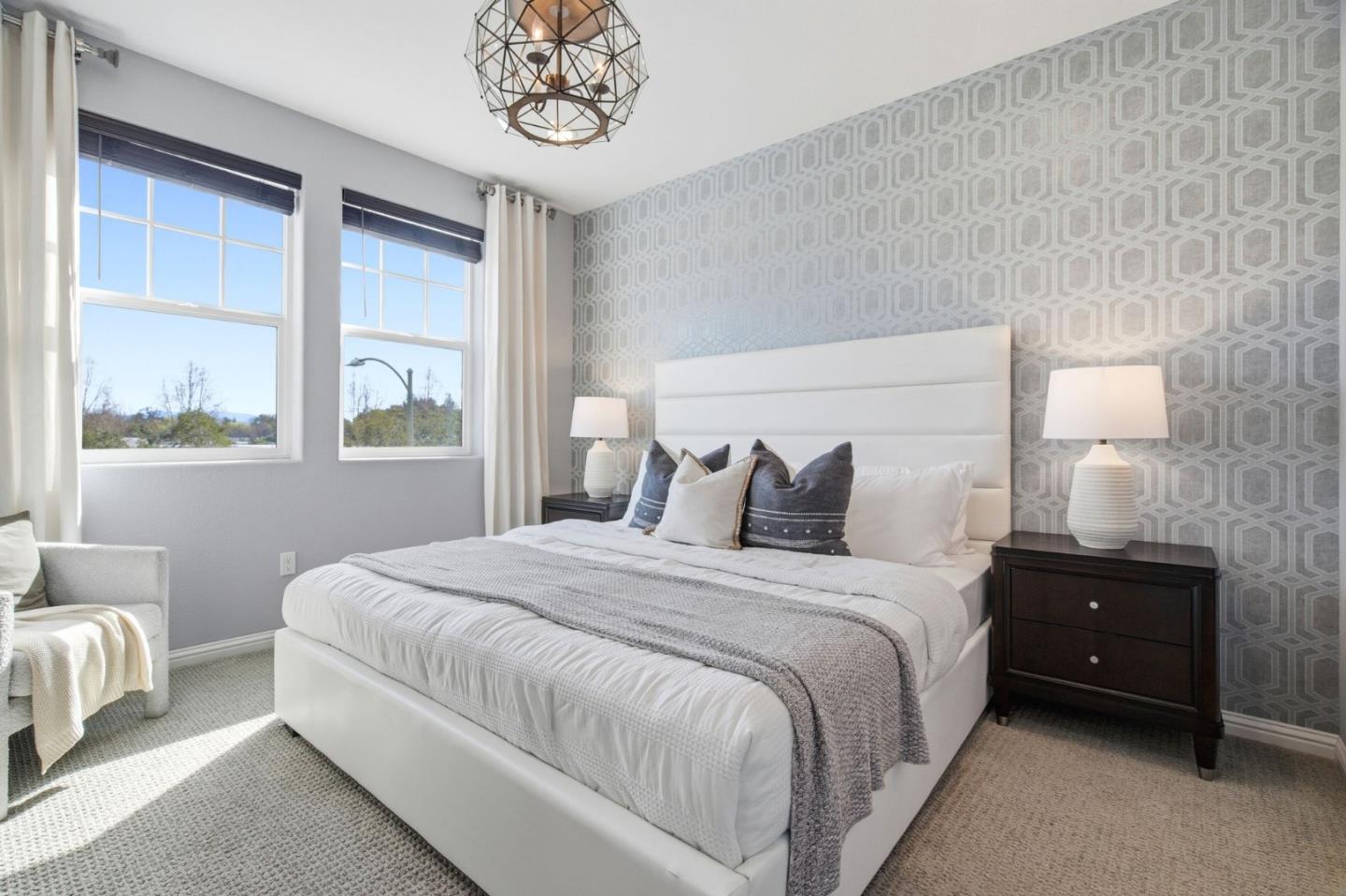 Detail Gallery Image 19 of 50 For 394 Circuit Way, Mountain View,  CA 94043 - 3 Beds | 2/1 Baths