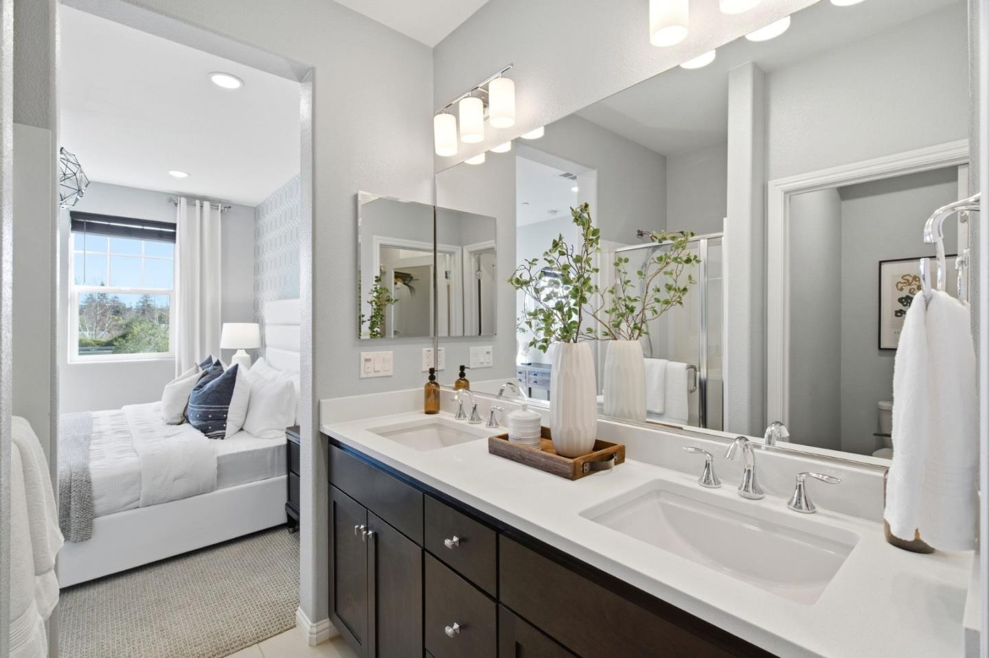 Detail Gallery Image 24 of 50 For 394 Circuit Way, Mountain View,  CA 94043 - 3 Beds | 2/1 Baths