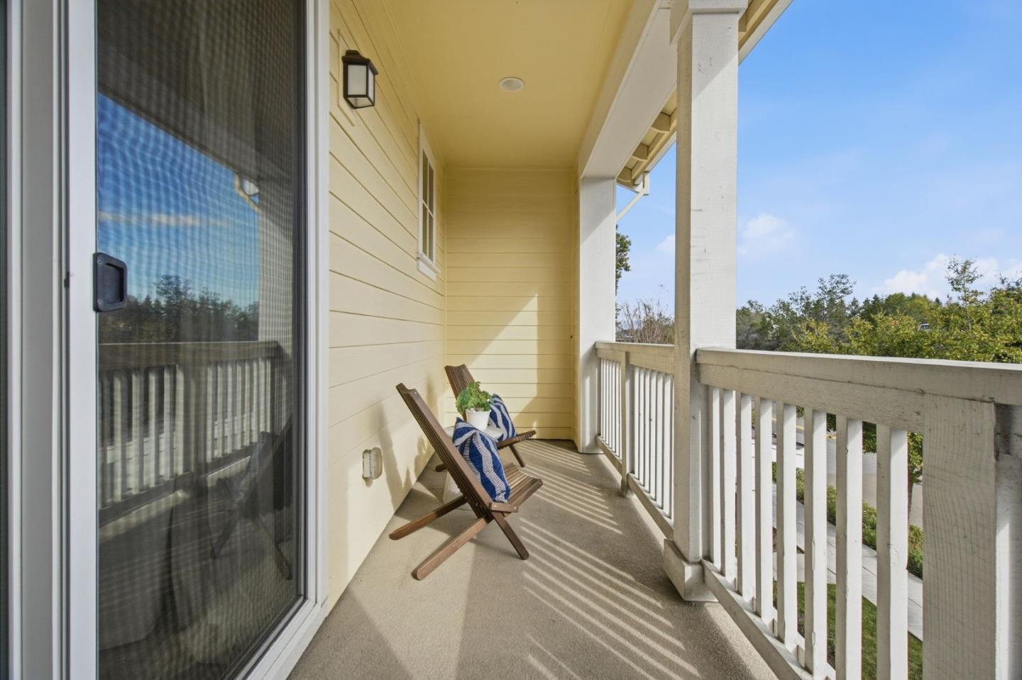 Detail Gallery Image 31 of 50 For 394 Circuit Way, Mountain View,  CA 94043 - 3 Beds | 2/1 Baths