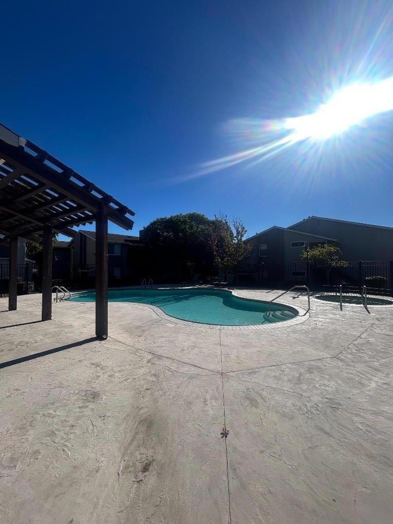 Detail Gallery Image 17 of 18 For 427 W Laurel Dr a,  Salinas,  CA 93906 - 1 Beds | 1 Baths