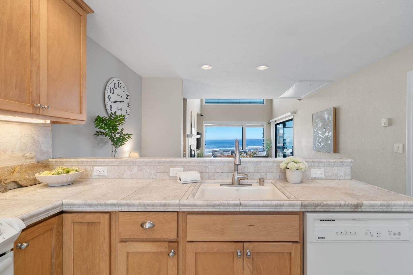 Detail Gallery Image 11 of 33 For 101 Shell Dr #64,  Watsonville,  CA 95076 - 2 Beds | 2 Baths