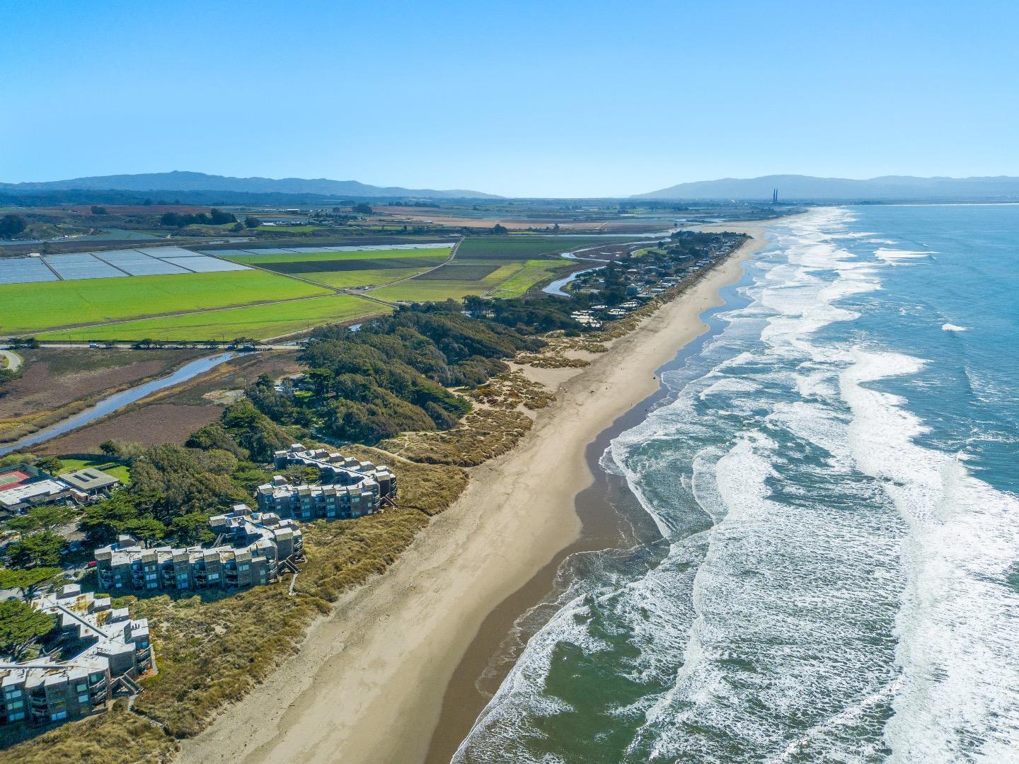 Detail Gallery Image 30 of 33 For 101 Shell Dr #64,  Watsonville,  CA 95076 - 2 Beds | 2 Baths