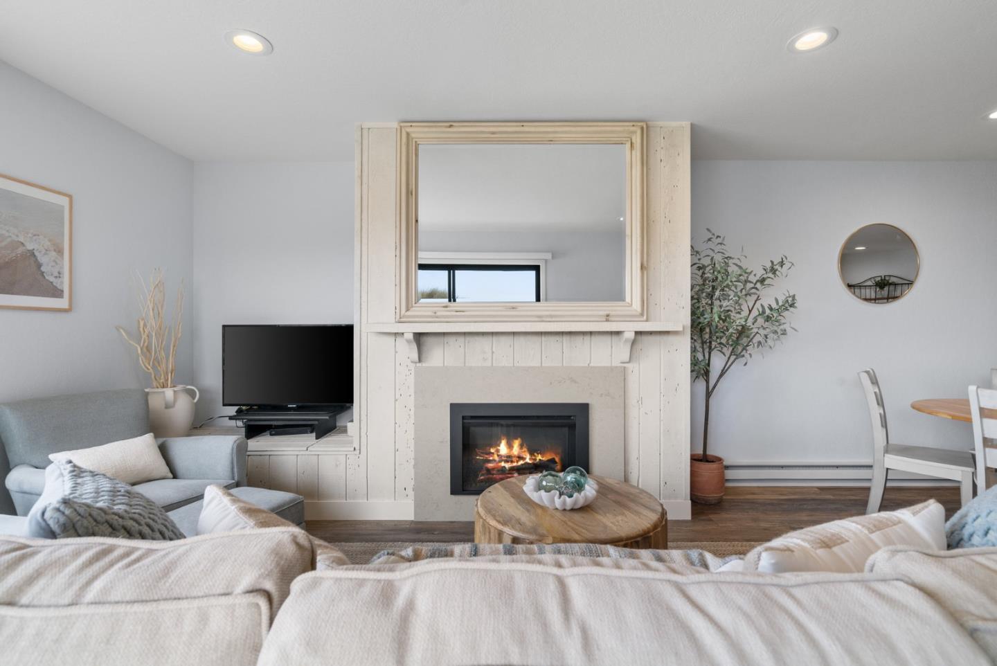 Detail Gallery Image 5 of 42 For 101 Shell Dr #109,  Watsonville,  CA 95076 - 1 Beds | 1 Baths