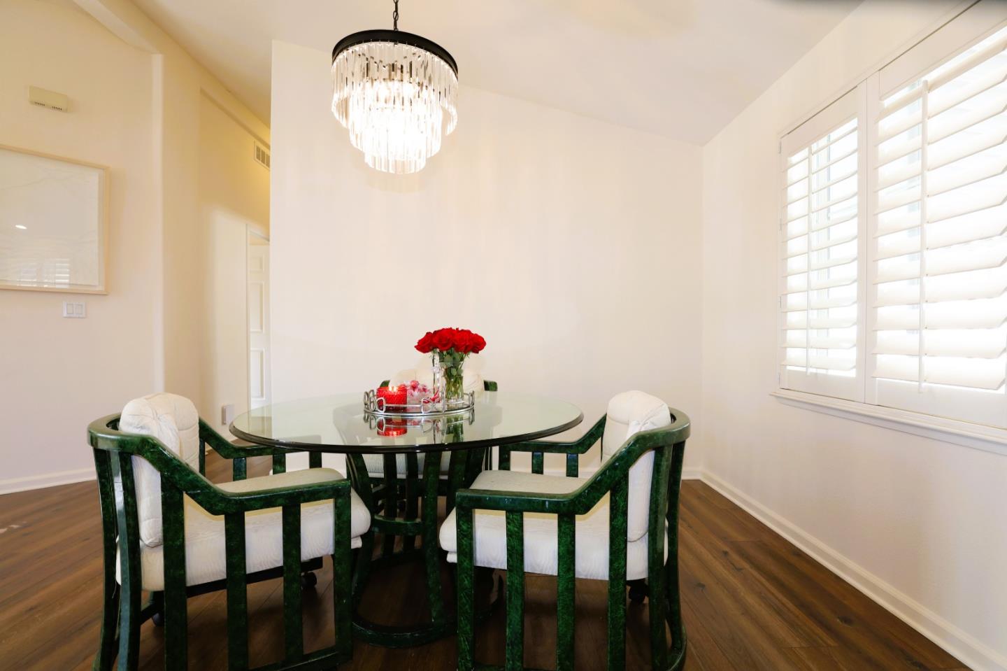 Detail Gallery Image 22 of 81 For 433 Sylvan Ave #122,  Mountain View,  CA 94041 - 3 Beds | 2 Baths