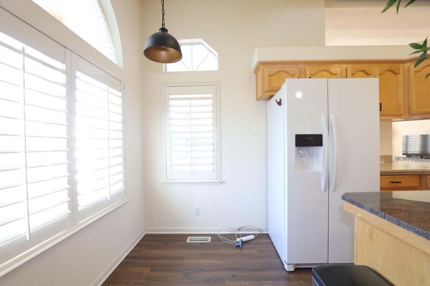 Detail Gallery Image 34 of 81 For 433 Sylvan Ave #122,  Mountain View,  CA 94041 - 3 Beds | 2 Baths