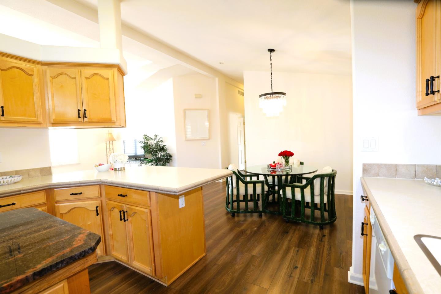 Detail Gallery Image 35 of 81 For 433 Sylvan Ave #122,  Mountain View,  CA 94041 - 3 Beds | 2 Baths