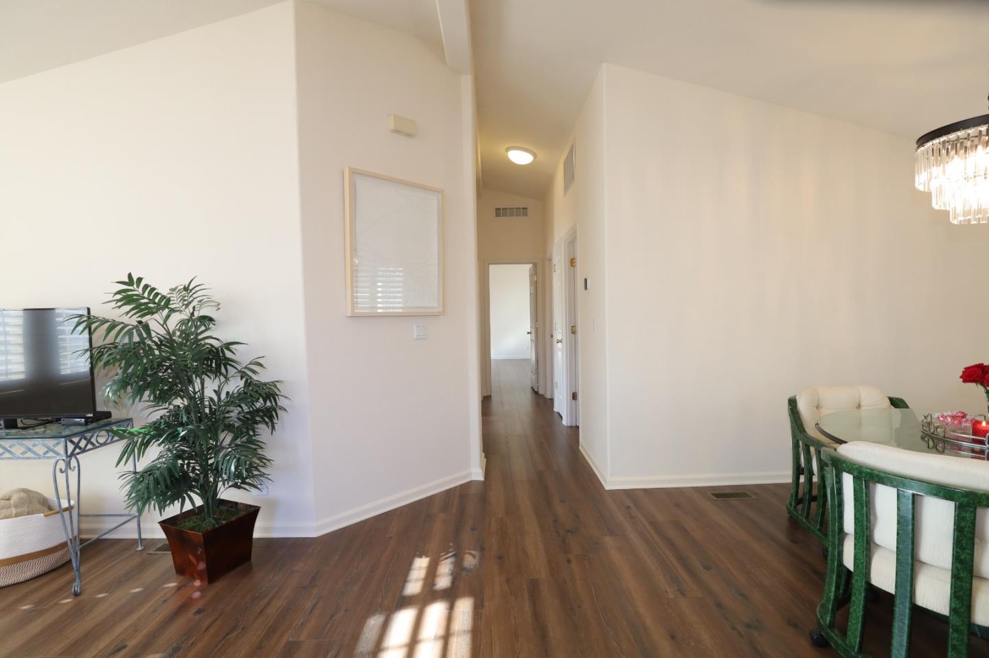 Detail Gallery Image 36 of 81 For 433 Sylvan Ave #122,  Mountain View,  CA 94041 - 3 Beds | 2 Baths