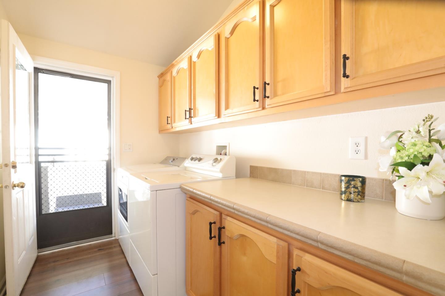 Detail Gallery Image 40 of 81 For 433 Sylvan Ave #122,  Mountain View,  CA 94041 - 3 Beds | 2 Baths