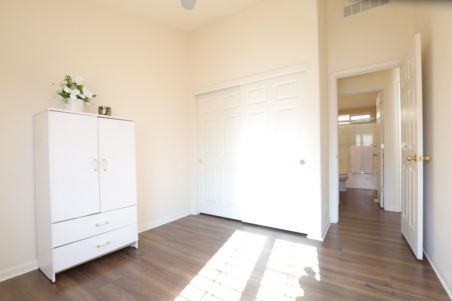 Detail Gallery Image 59 of 81 For 433 Sylvan Ave #122,  Mountain View,  CA 94041 - 3 Beds | 2 Baths