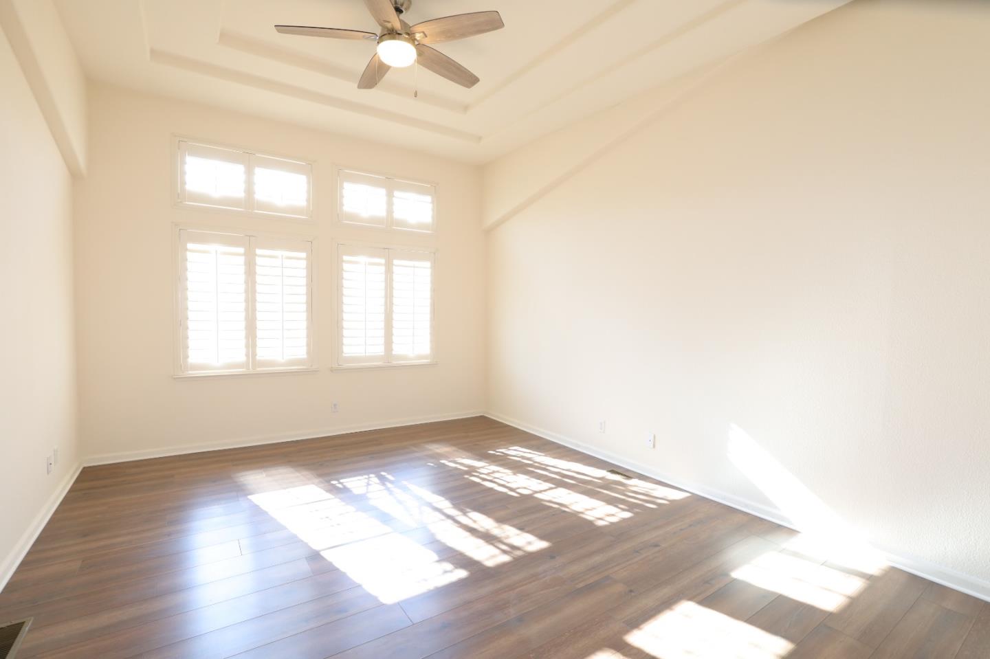 Detail Gallery Image 61 of 81 For 433 Sylvan Ave #122,  Mountain View,  CA 94041 - 3 Beds | 2 Baths