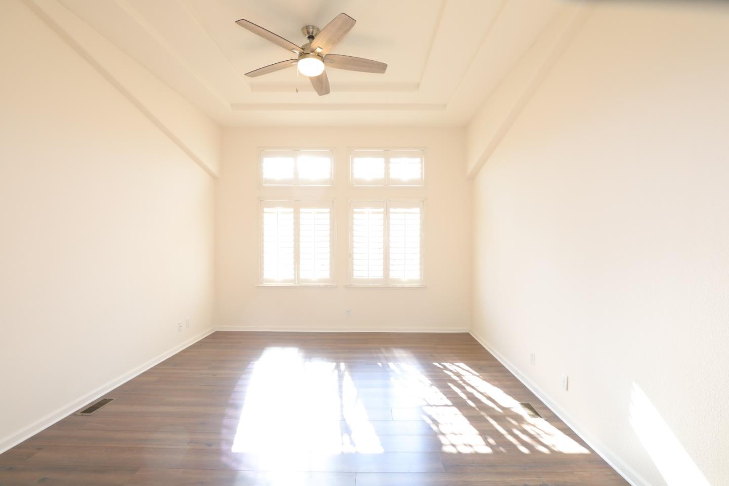 Detail Gallery Image 62 of 81 For 433 Sylvan Ave #122,  Mountain View,  CA 94041 - 3 Beds | 2 Baths