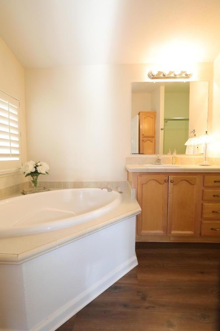 Detail Gallery Image 72 of 81 For 433 Sylvan Ave #122,  Mountain View,  CA 94041 - 3 Beds | 2 Baths