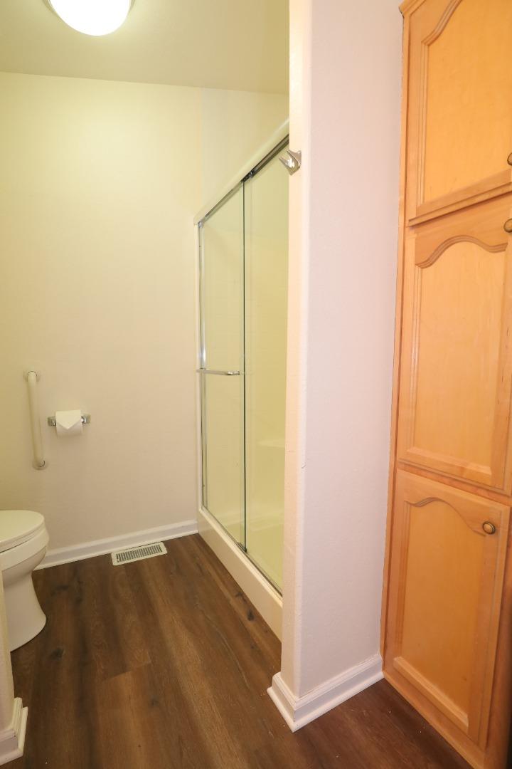 Detail Gallery Image 76 of 81 For 433 Sylvan Ave #122,  Mountain View,  CA 94041 - 3 Beds | 2 Baths