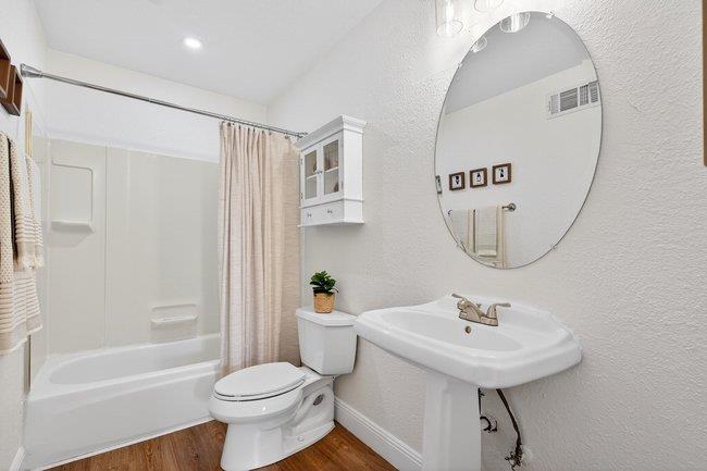 Detail Gallery Image 13 of 31 For 7305 Orchard Dr, Gilroy,  CA 95020 - 4 Beds | 2 Baths