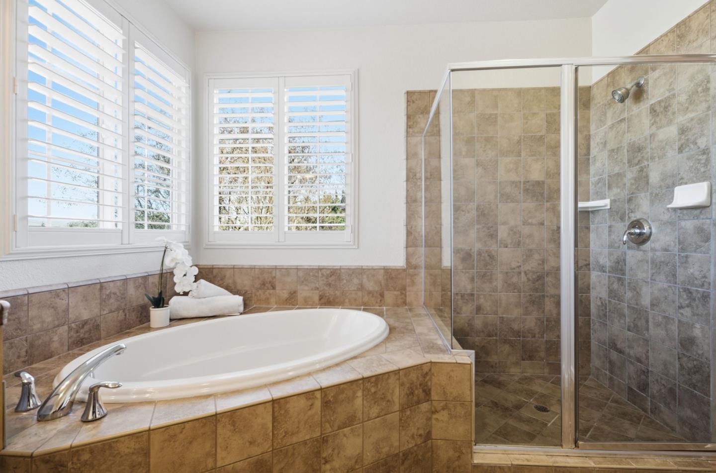 Detail Gallery Image 25 of 47 For 7942 English Oak Cir, Gilroy,  CA 95020 - 3 Beds | 2/1 Baths