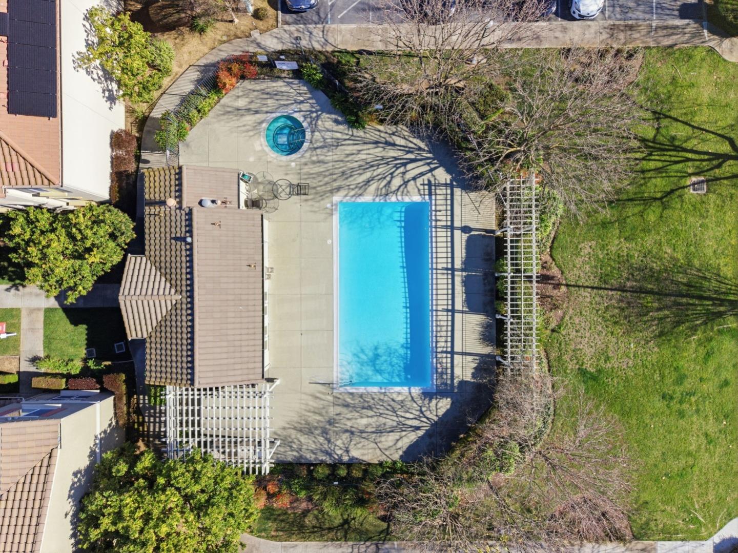 Detail Gallery Image 43 of 47 For 7942 English Oak Cir, Gilroy,  CA 95020 - 3 Beds | 2/1 Baths