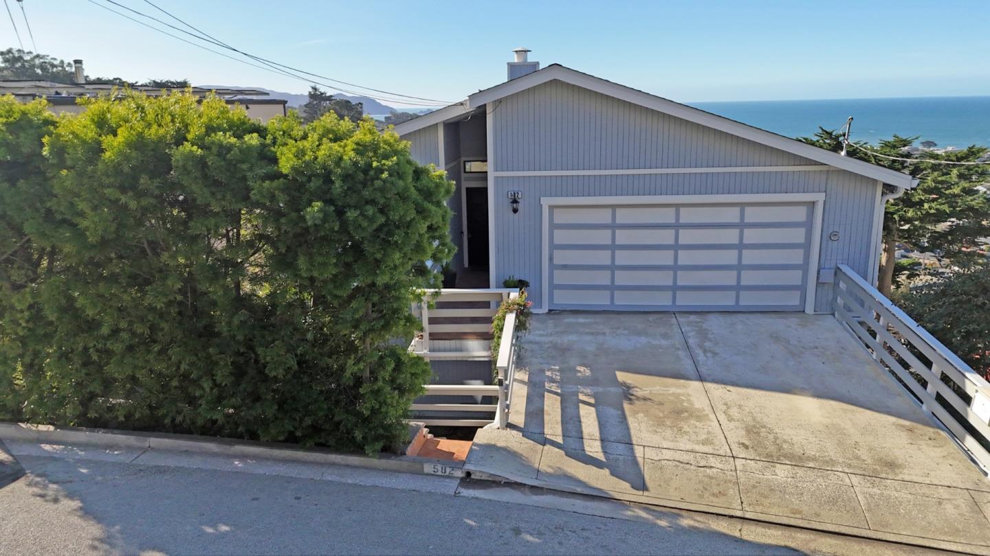 Detail Gallery Image 34 of 41 For 582 Farallon Ave, Pacifica,  CA 94044 - 3 Beds | 2 Baths