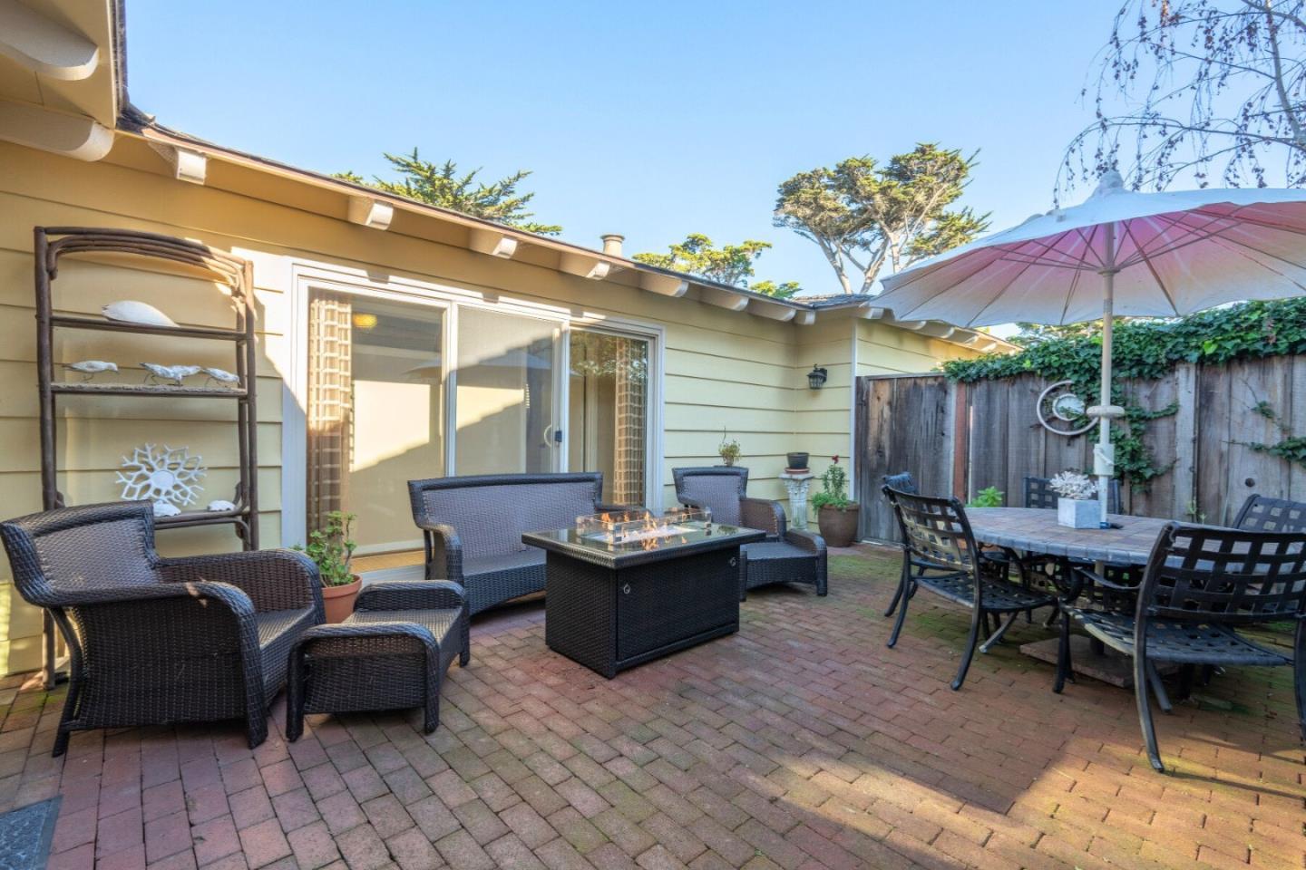 Detail Gallery Image 13 of 16 For 26231 Isabella Ave, Carmel,  CA 93923 - 2 Beds | 2 Baths