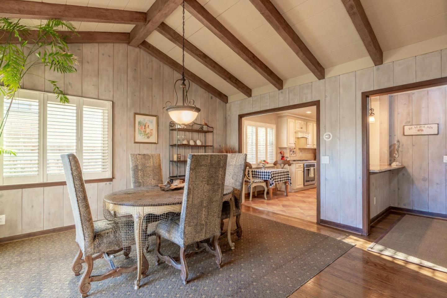 Detail Gallery Image 6 of 16 For 26231 Isabella Ave, Carmel,  CA 93923 - 2 Beds | 2 Baths