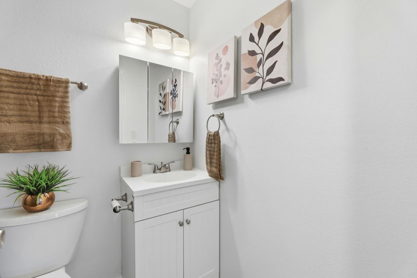 Detail Gallery Image 15 of 37 For 763 Warring Dr #3,  San Jose,  CA 95123 - 2 Beds | 1 Baths