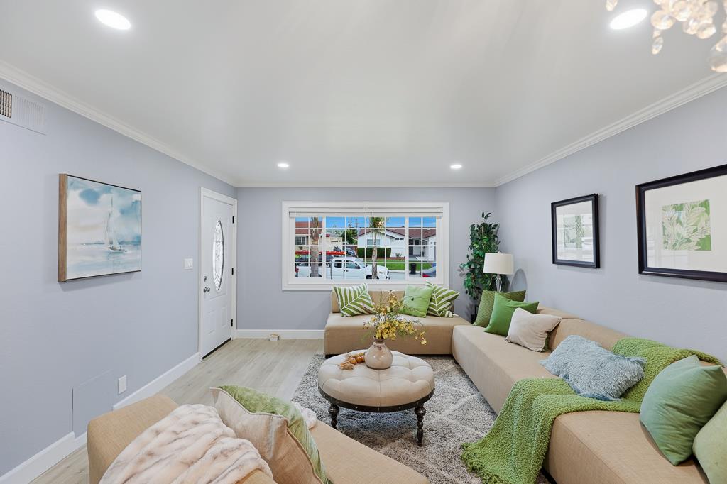 Detail Gallery Image 10 of 71 For 297 Goldenrain Ave, Fremont,  CA 94539 - 3 Beds | 2 Baths