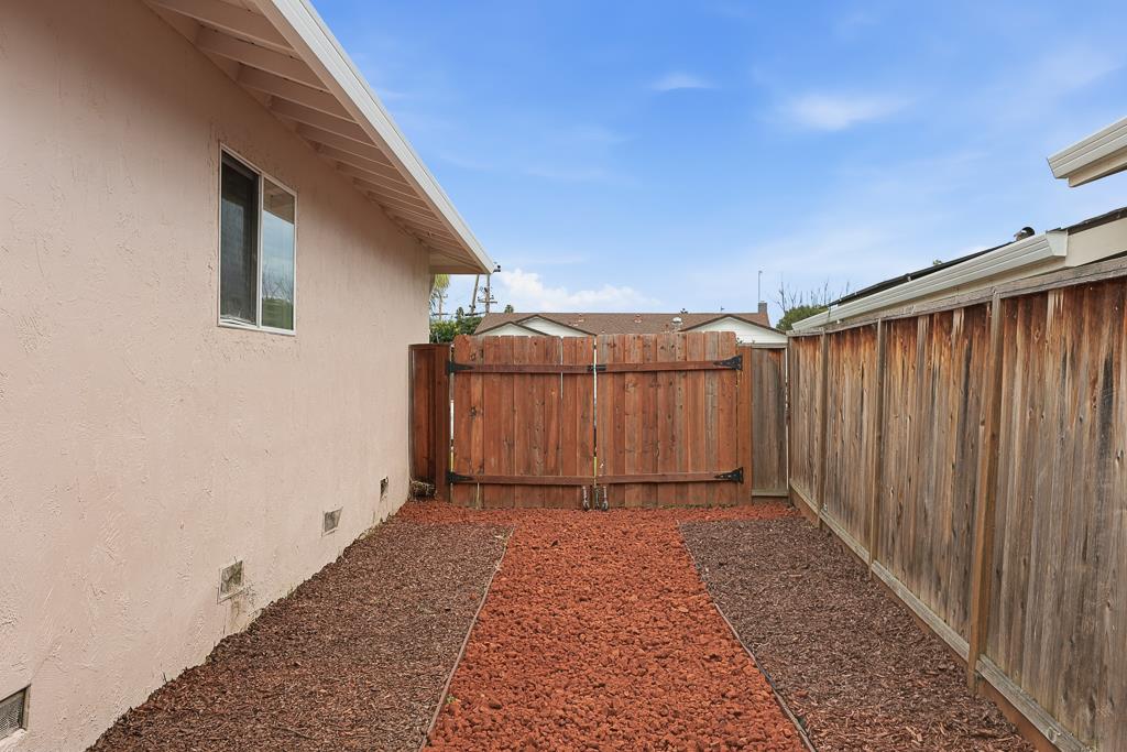 Detail Gallery Image 36 of 71 For 297 Goldenrain Ave, Fremont,  CA 94539 - 3 Beds | 2 Baths