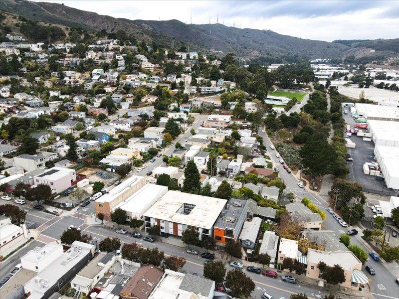 Detail Gallery Image 2 of 7 For 18 Visitacion Ave, Brisbane,  CA 94005 - – Beds | – Baths