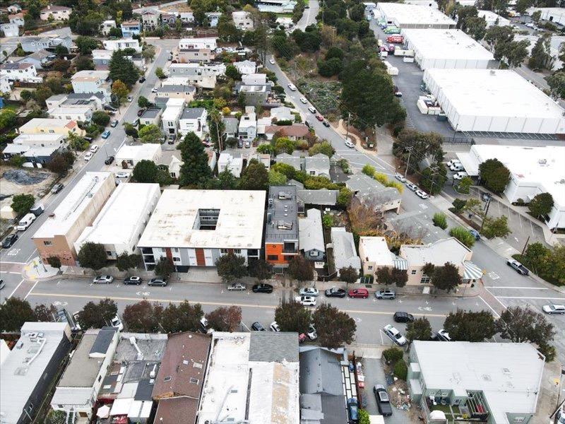 Detail Gallery Image 4 of 7 For 18 Visitacion Ave, Brisbane,  CA 94005 - – Beds | – Baths