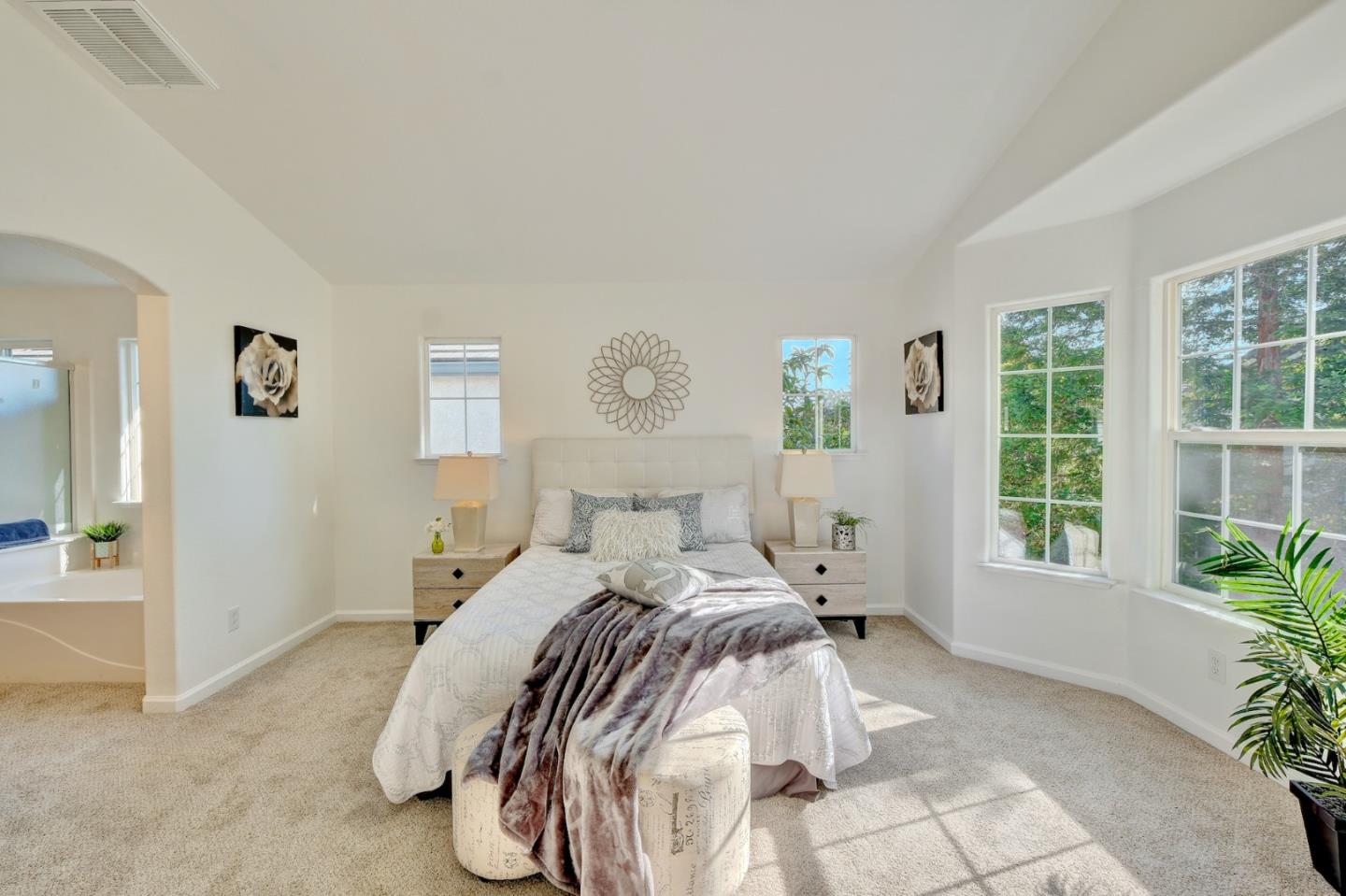 Detail Gallery Image 14 of 28 For 36075 Crystal Springs Dr, Newark,  CA 94560 - 4 Beds | 3 Baths