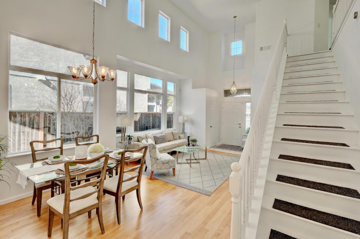 Detail Gallery Image 4 of 28 For 36075 Crystal Springs Dr, Newark,  CA 94560 - 4 Beds | 3 Baths