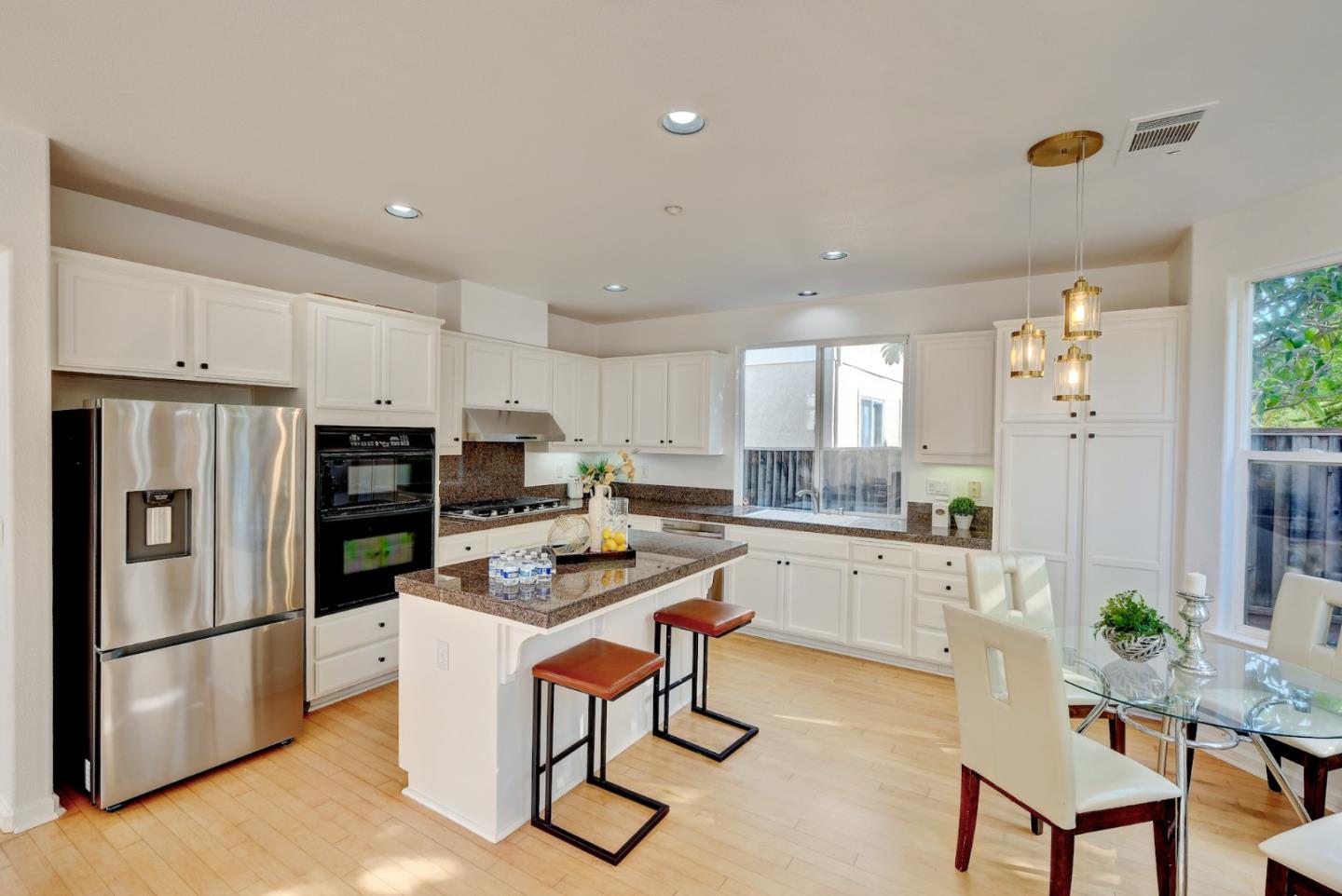 Detail Gallery Image 5 of 28 For 36075 Crystal Springs Dr, Newark,  CA 94560 - 4 Beds | 3 Baths