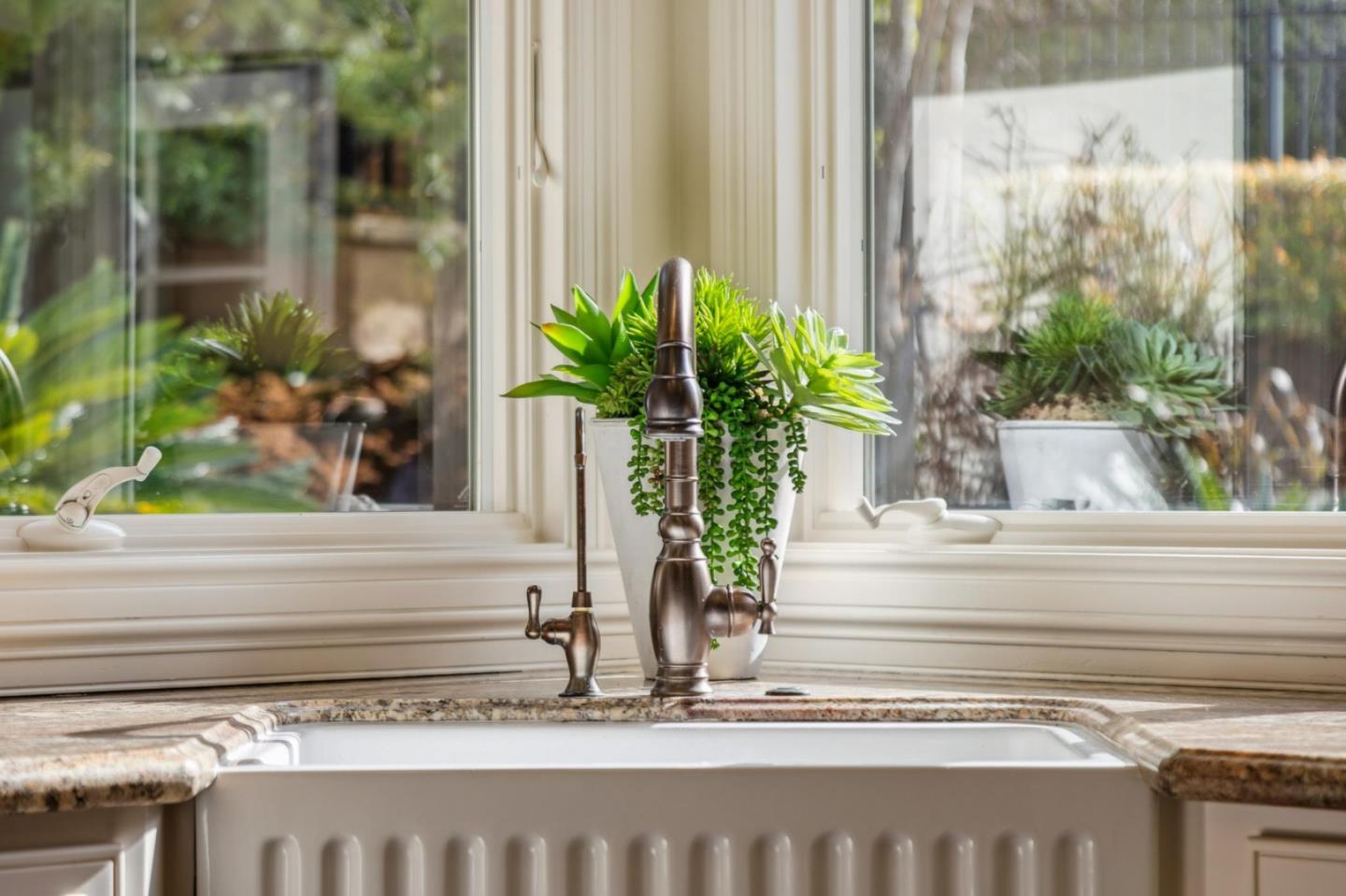 Detail Gallery Image 17 of 70 For 17246 Verdes Robles, Los Gatos,  CA 95030 - 4 Beds | 2/1 Baths