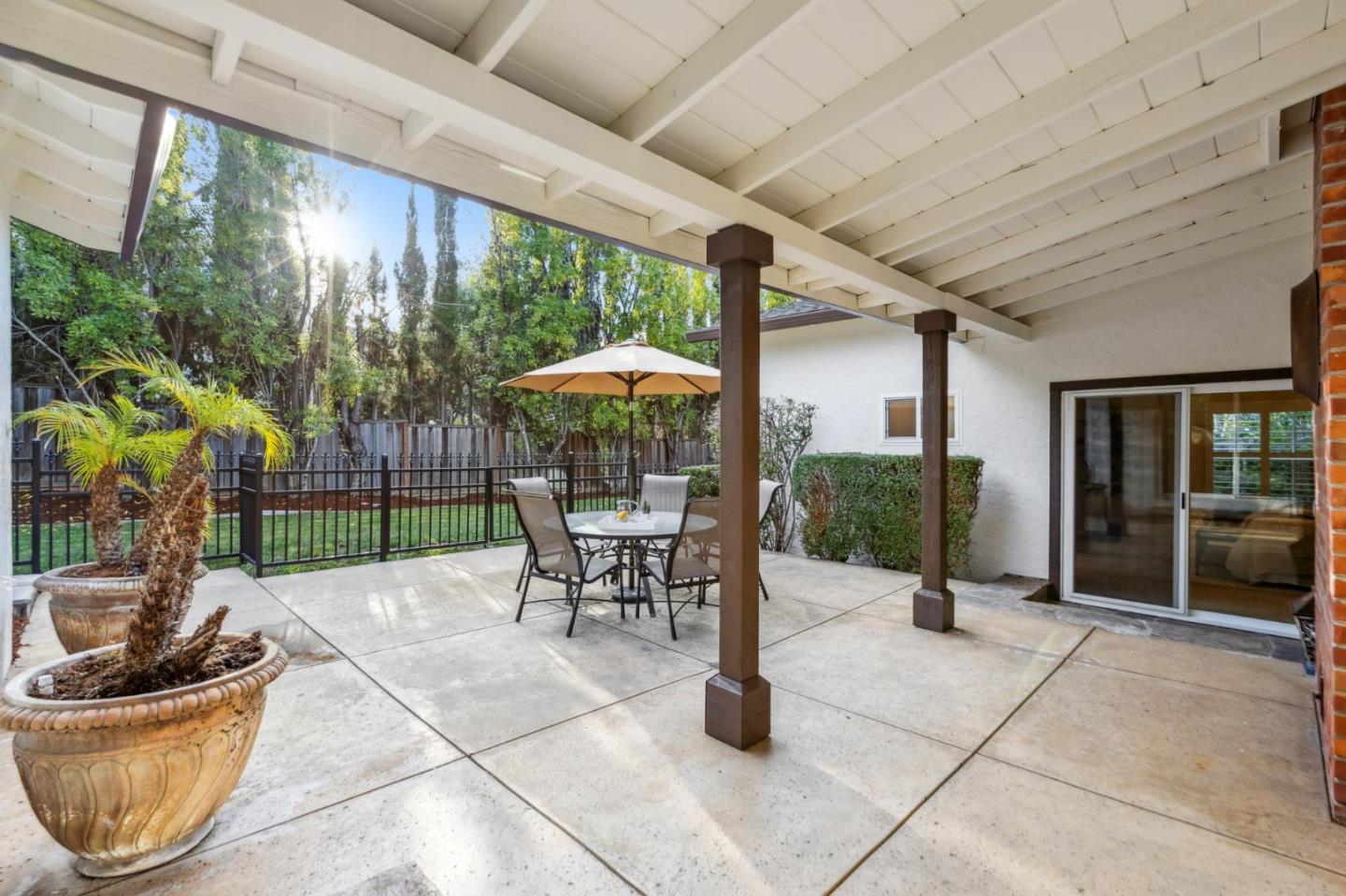Detail Gallery Image 23 of 70 For 17246 Verdes Robles, Los Gatos,  CA 95030 - 4 Beds | 2/1 Baths