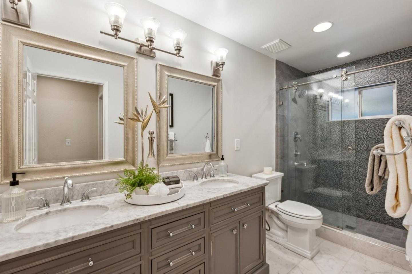 Detail Gallery Image 35 of 70 For 17246 Verdes Robles, Los Gatos,  CA 95030 - 4 Beds | 2/1 Baths
