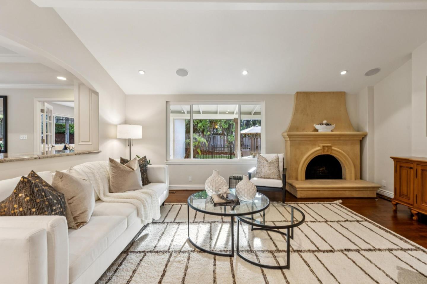 Detail Gallery Image 8 of 70 For 17246 Verdes Robles, Los Gatos,  CA 95030 - 4 Beds | 2/1 Baths