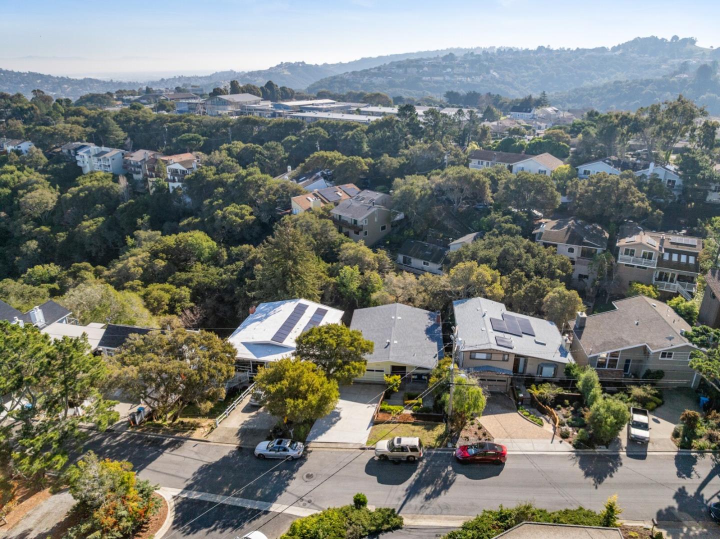 Detail Gallery Image 27 of 27 For 3208 Upper Lock Ave, Belmont,  CA 94002 - 4 Beds | 2 Baths