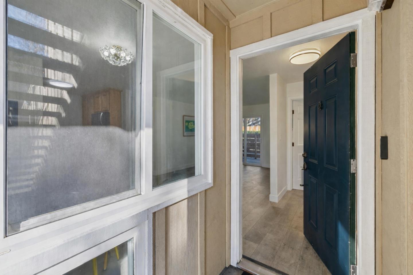 Detail Gallery Image 23 of 30 For 102 Monte Verano Ct, San Jose,  CA 95116 - 2 Beds | 2 Baths