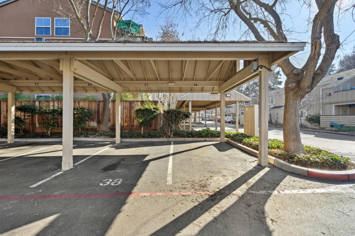 Detail Gallery Image 26 of 30 For 102 Monte Verano Ct, San Jose,  CA 95116 - 2 Beds | 2 Baths