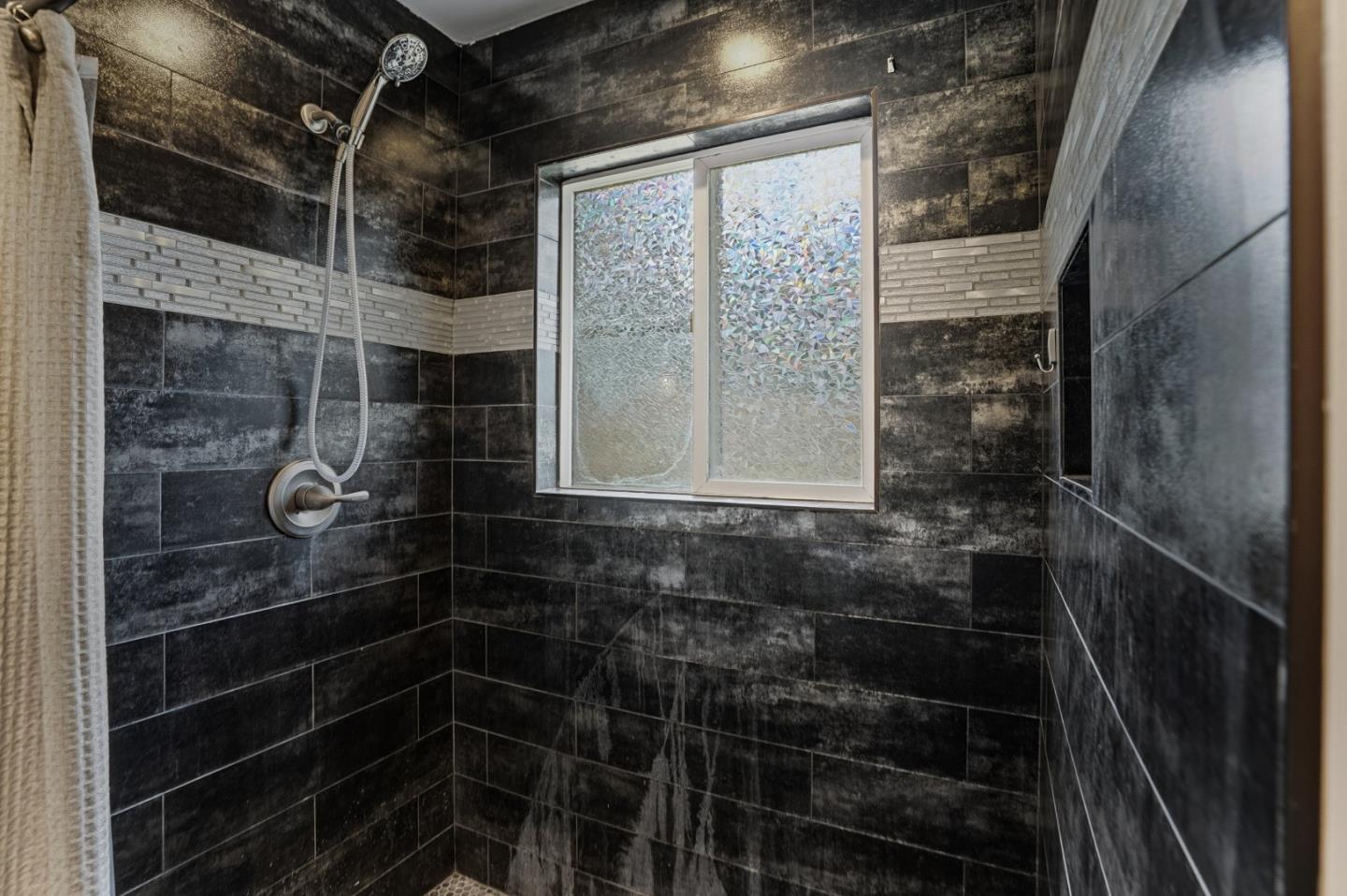 Detail Gallery Image 20 of 35 For 17918 Pesante Rd, Prunedale,  CA 93907 - 3 Beds | 2 Baths