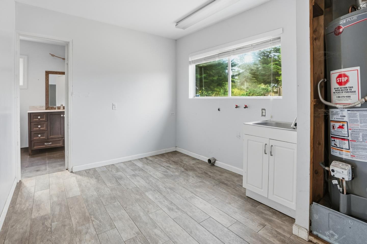 Detail Gallery Image 7 of 35 For 17918 Pesante Rd, Prunedale,  CA 93907 - 3 Beds | 2 Baths