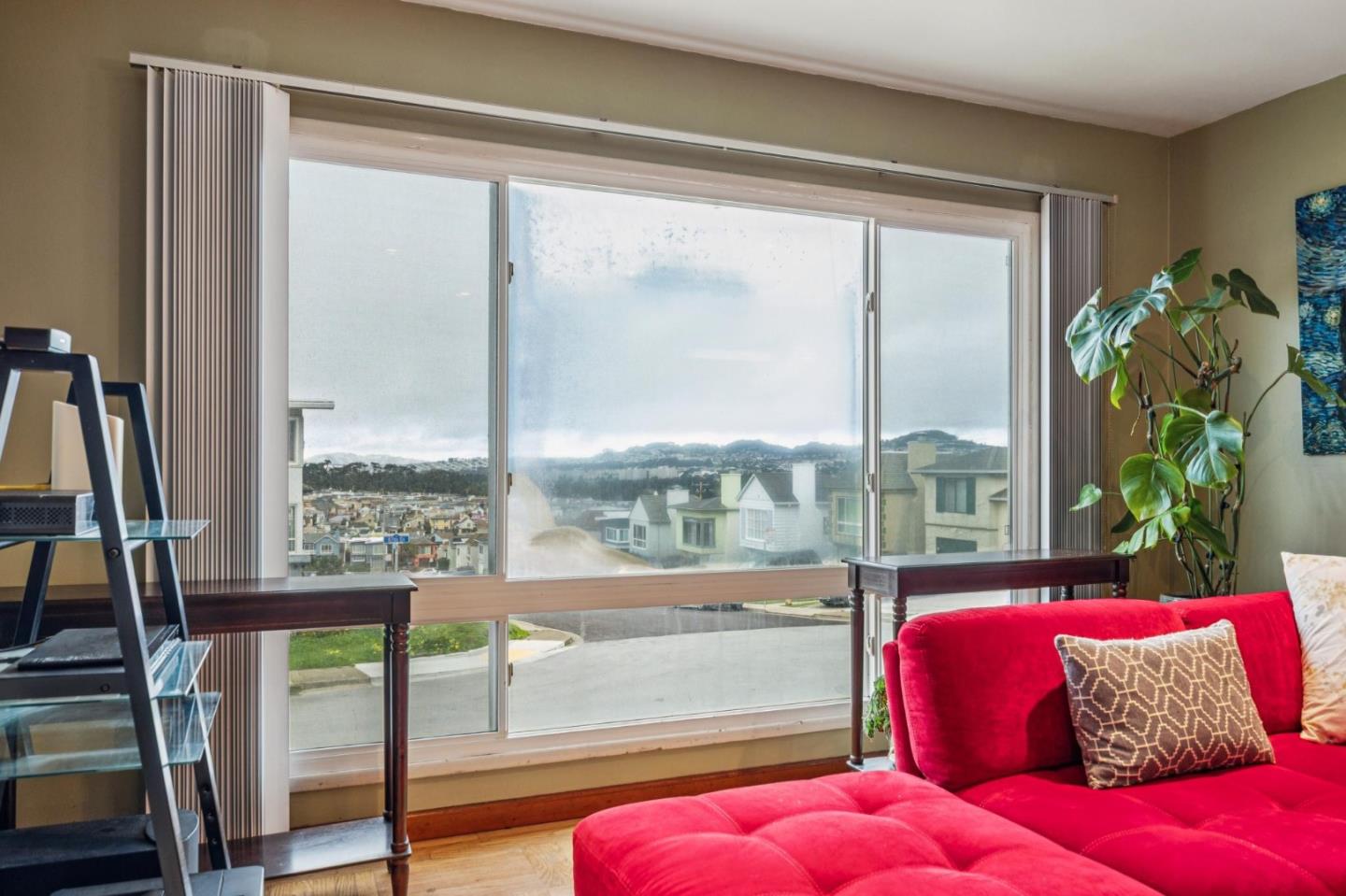 Detail Gallery Image 20 of 51 For 1063 87th St, Daly City,  CA 94015 - 5 Beds | 2 Baths