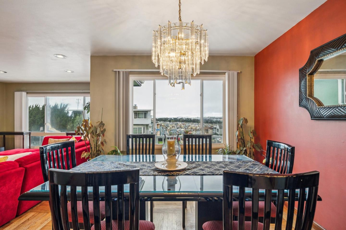 Detail Gallery Image 26 of 51 For 1063 87th St, Daly City,  CA 94015 - 5 Beds | 2 Baths