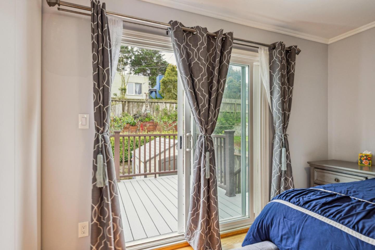 Detail Gallery Image 40 of 51 For 1063 87th St, Daly City,  CA 94015 - 5 Beds | 2 Baths