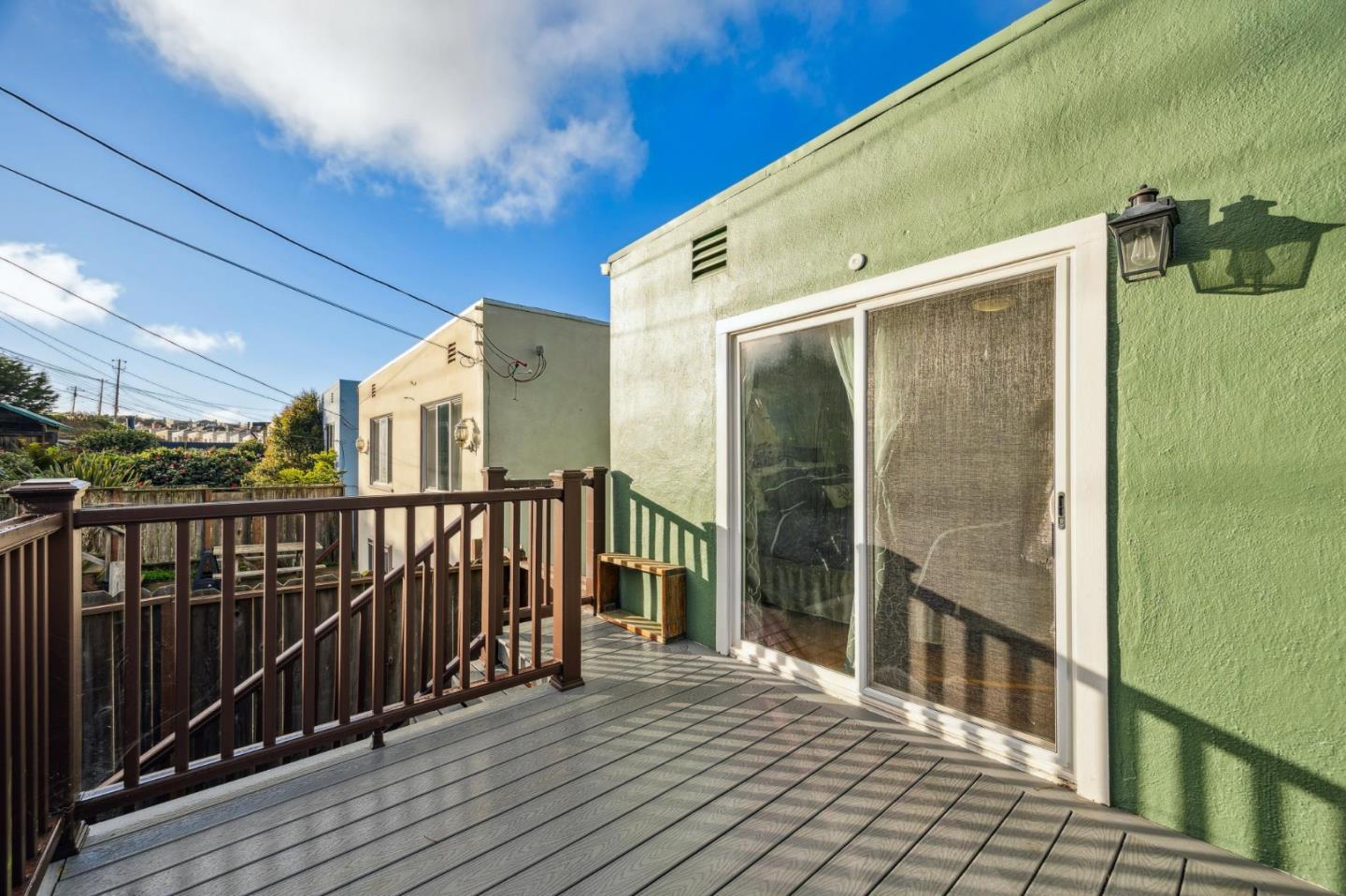 Detail Gallery Image 42 of 51 For 1063 87th St, Daly City,  CA 94015 - 5 Beds | 2 Baths