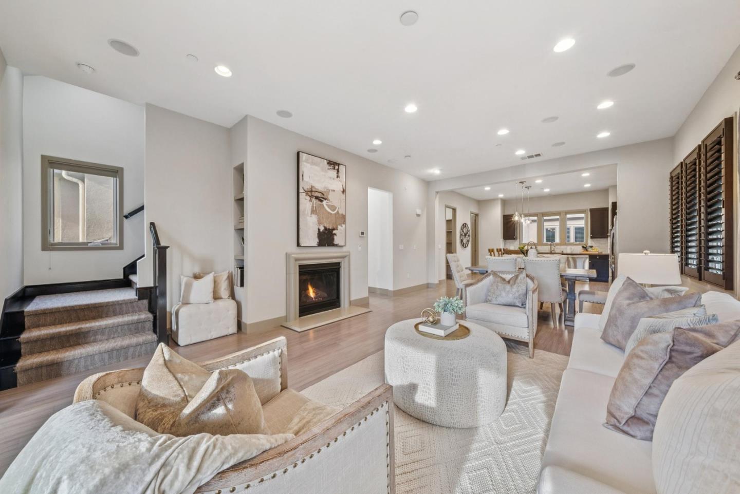 Detail Gallery Image 20 of 51 For 3428 Alma Village Cir, Palo Alto,  CA 94306 - 4 Beds | 3/1 Baths