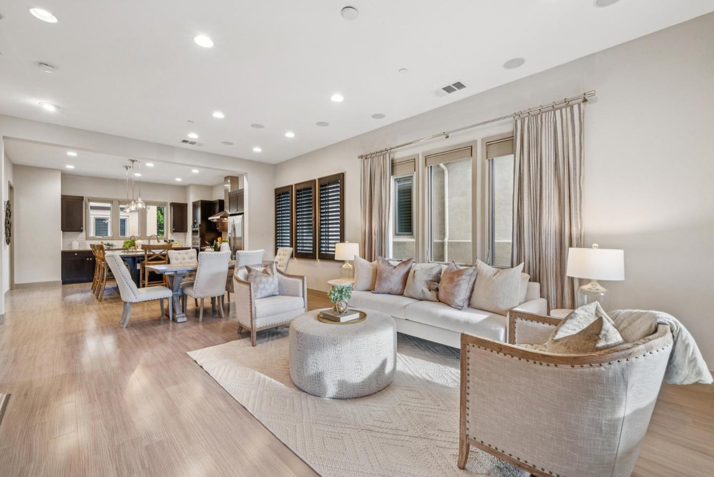 Detail Gallery Image 21 of 51 For 3428 Alma Village Cir, Palo Alto,  CA 94306 - 4 Beds | 3/1 Baths