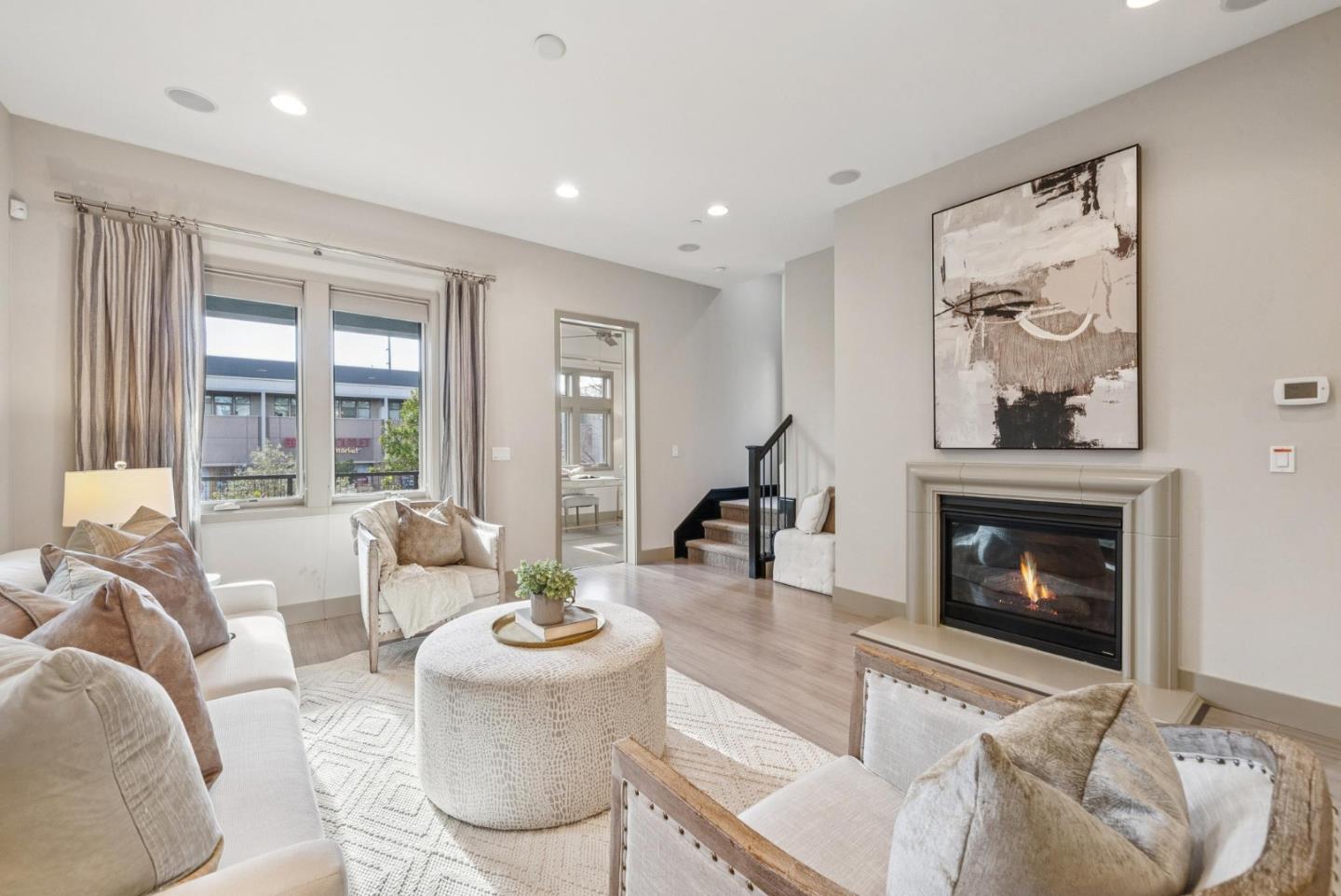 Detail Gallery Image 22 of 51 For 3428 Alma Village Cir, Palo Alto,  CA 94306 - 4 Beds | 3/1 Baths