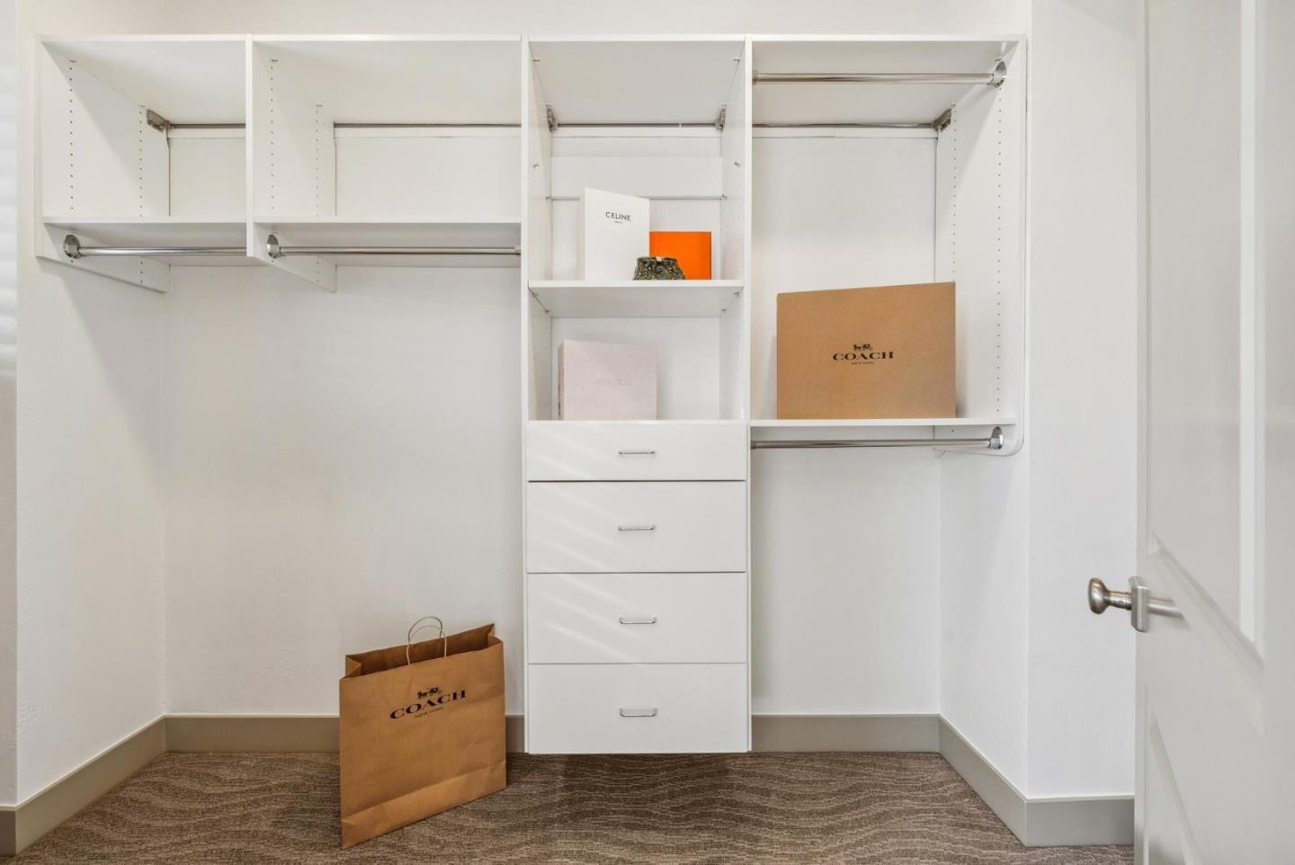 Detail Gallery Image 29 of 51 For 3428 Alma Village Cir, Palo Alto,  CA 94306 - 4 Beds | 3/1 Baths