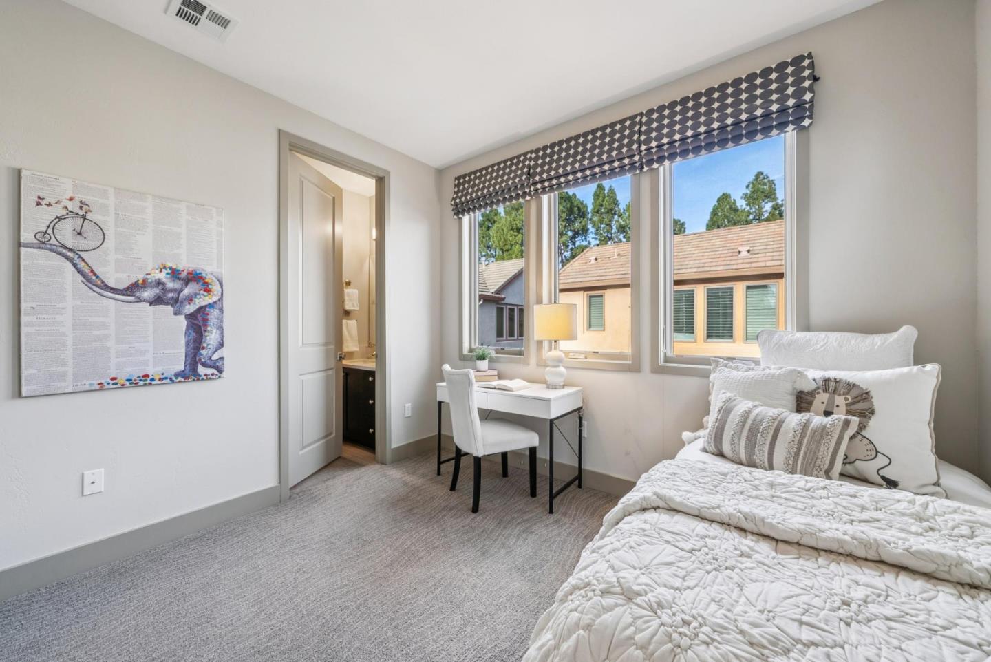 Detail Gallery Image 40 of 51 For 3428 Alma Village Cir, Palo Alto,  CA 94306 - 4 Beds | 3/1 Baths